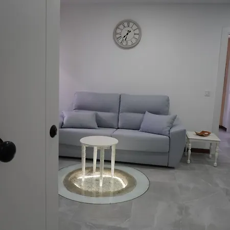 Sanin 1 Apartament